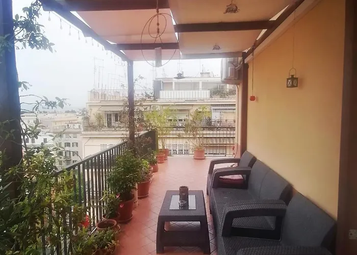 Bright And Cosy With Terrace In Aunt Laura's House * רומא