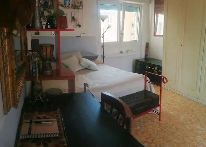 בית הארחה Bright And Cosy With Terrace In Aunt Laura's House רומא